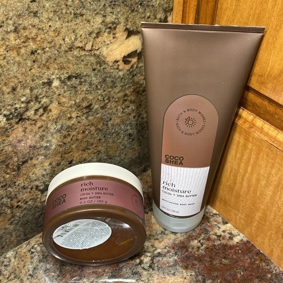 3-pc Set “COCO SHEA RICH MOISTURE” by BBW, Body Wash & Butter + Gift Bag, NWTag - Picture 3 of 10